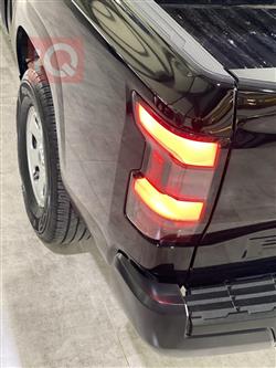 نيسان فرونتر